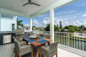 Beach-to-Bay 5BR: Pool, Spa, Gulf Views, Elevator